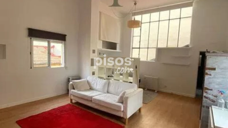 Piso en alquiler en Almagro