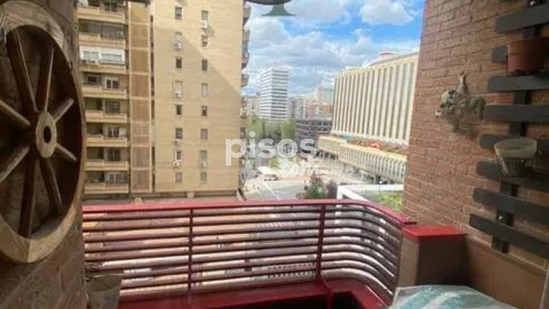 Piso en alquiler en Cuatro Caminos