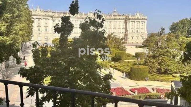 Piso en alquiler en Palacio