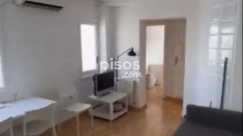 Piso en alquiler en Almagro