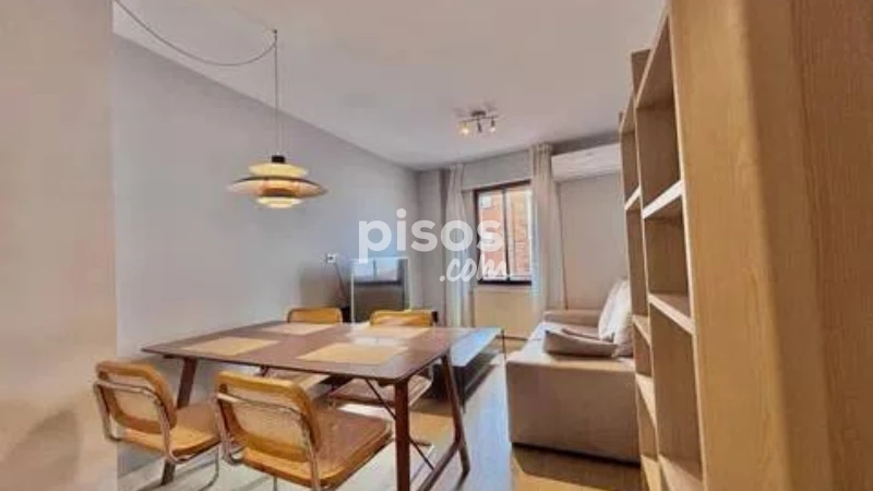 Piso en alquiler en Valdeacederas