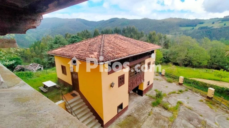Piso – Salas, Samartín