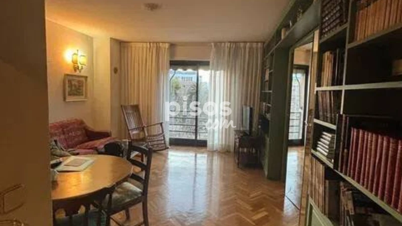 Piso en alquiler en Calle de Bravo Murillo, cerca de Calle de Maudes