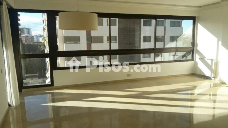 Piso en alquiler en Exposició