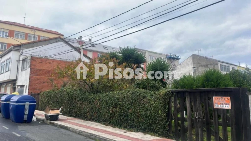Terreno en venta en Piñeiros-Freixeiro-O Ponto