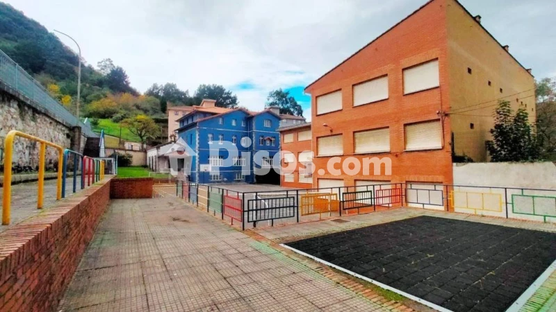 Edificio en venta en Pravia