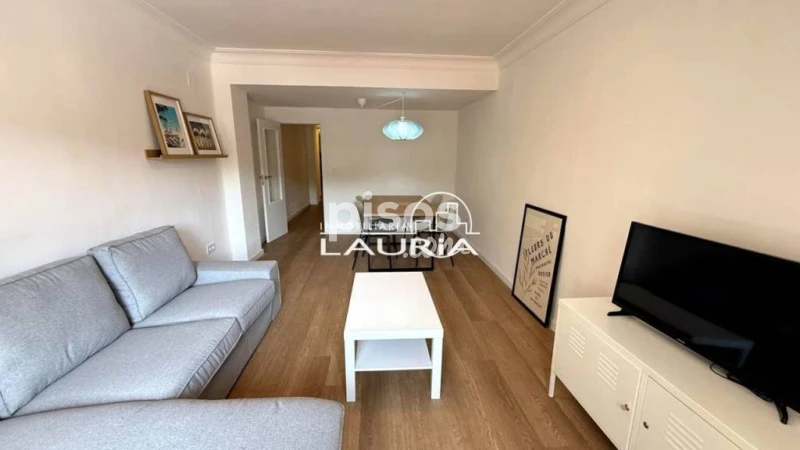 Piso en alquiler en Montolivet