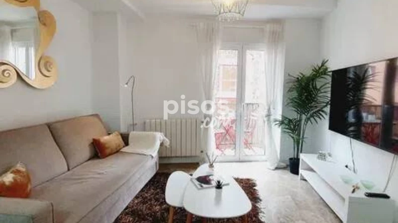 Piso en alquiler en Valdeacederas