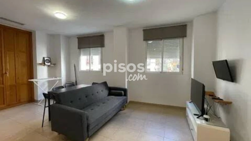 Piso en alquiler en Calle del Poeta Llombart