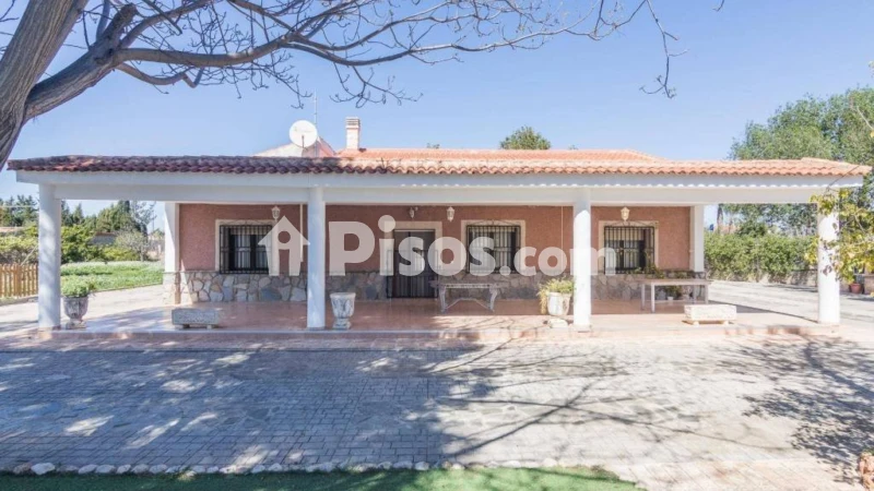 Casa – Redován