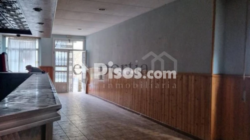 Local comercial en venta en Ribeira (Santa Uxia)