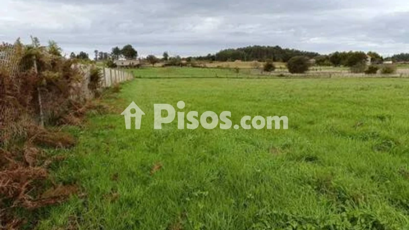 Terreno en venta en Abegondo