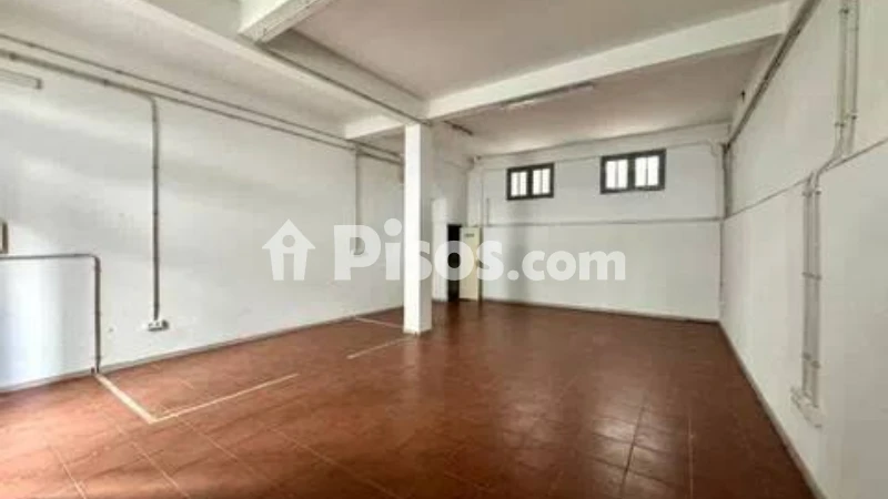 Local comercial en venta en Calle de Antonio Viñes
