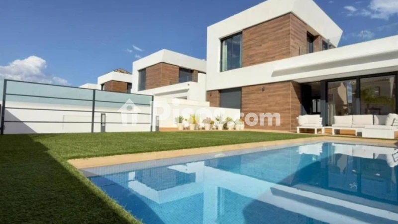 Casa – El Campello