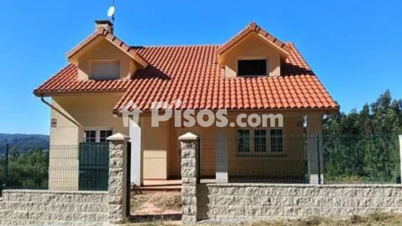 Casa – Culleredo, Toroño