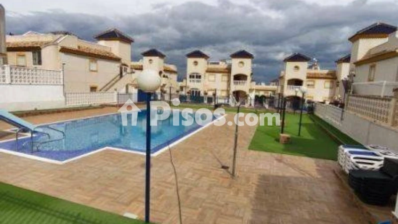 Casa – Guardamar del Segura, Urbanització Els Estanys