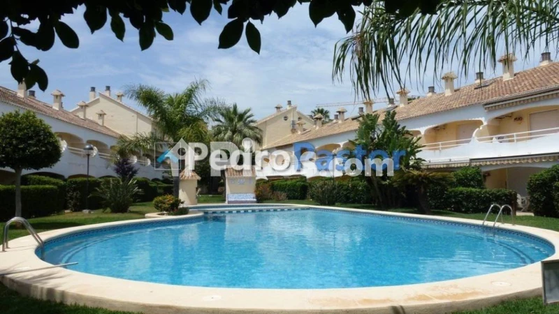 Pis – Dénia, les Marines