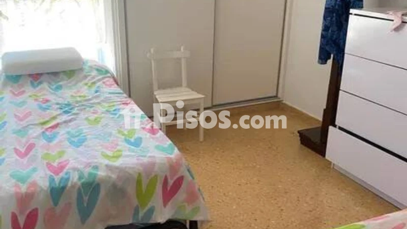 Fotografía del inmueble reportado: 900 €/mes — Valencia, Valencia