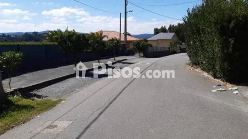Terreno en venta en Oleiros