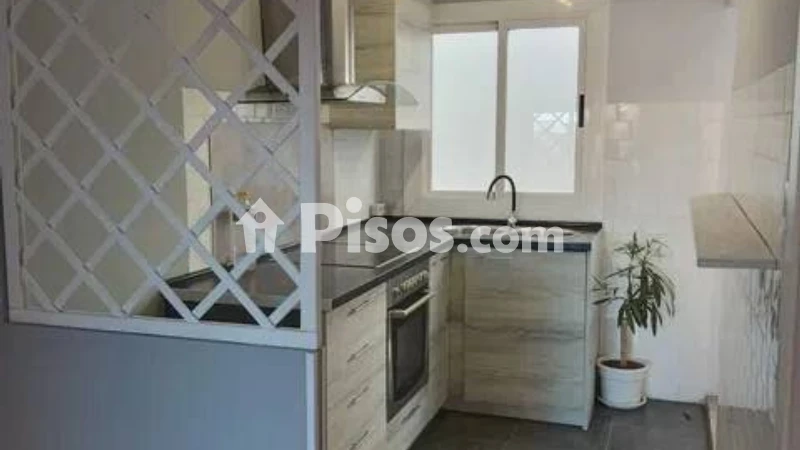 Fotografía del inmueble reportado: 900 €/mes — Valencia, Valencia