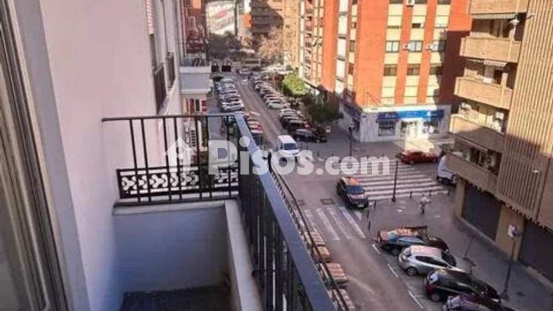 Piso en alquiler en Mestalla