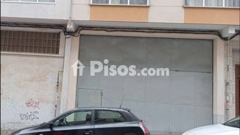 Local comercial en venta en Porta Nova – pohled 3