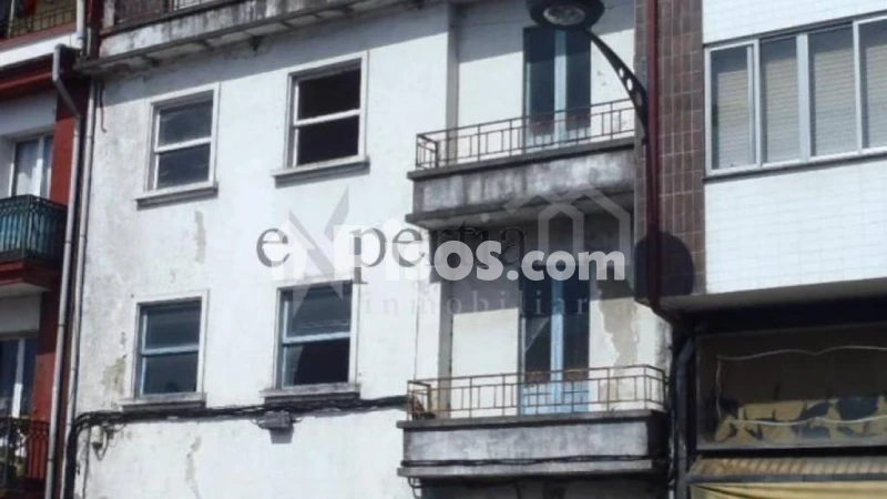 Edificio en venta en Boiro