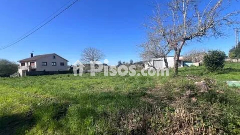 Terreno en venta en Iñás