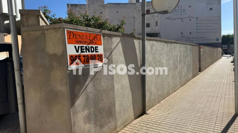 Terreno en venta en El Montgó