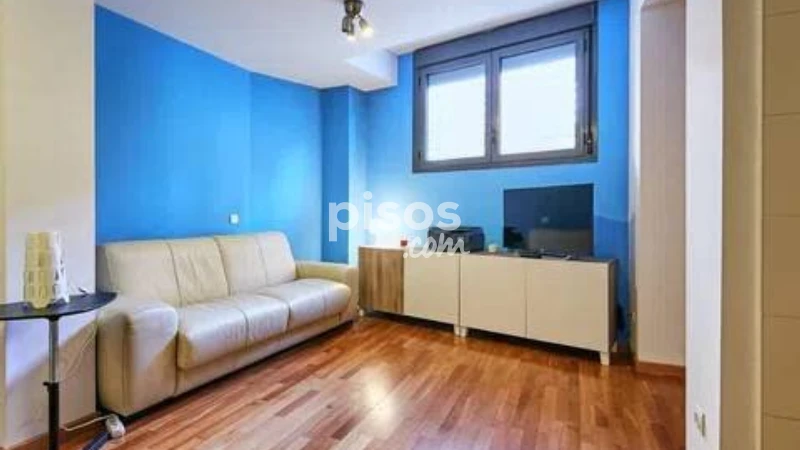 Piso en alquiler en Adelfas