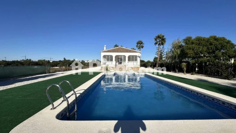 Casa – Dolores, La Florida