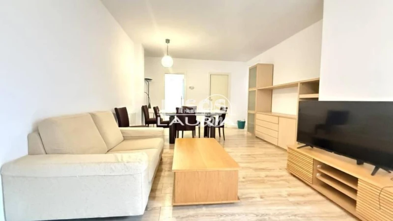 Piso en alquiler en Montolivet