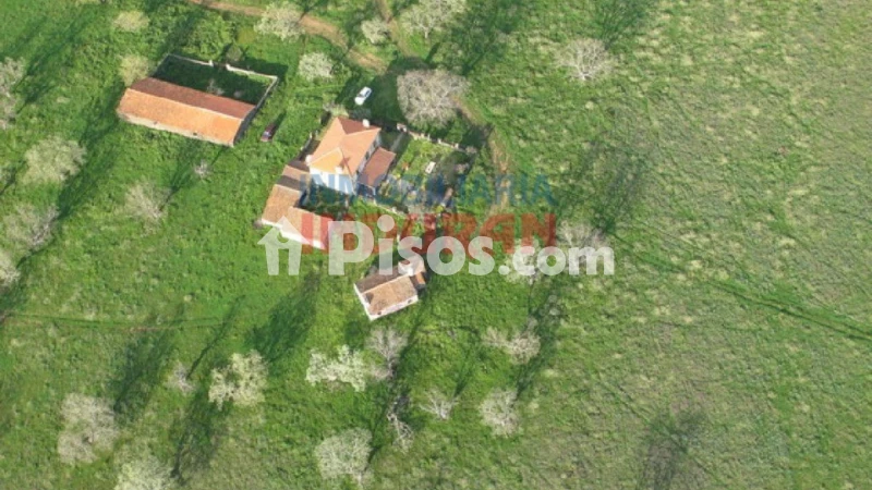 Finca rústica en venta en Garciaz - Vista 3