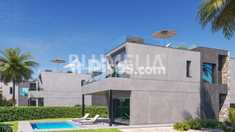 House in Paradas