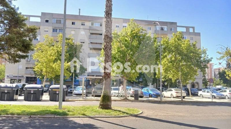 Fotografía del inmueble reportado: 900 €/mes — Badajoz, Badajoz