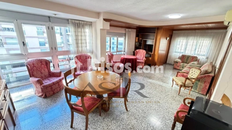 Fotografía del inmueble reportado: 900 €/mes — Valencia, Valencia