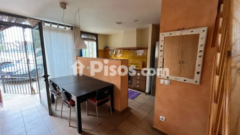 Fotografía del inmueble reportado: 750 €/mes — Girona, Girona