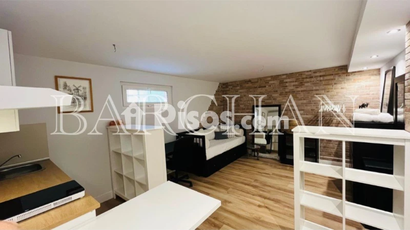 Fotografía del inmueble reportado: 900 €/mes — Madrid, Madrid