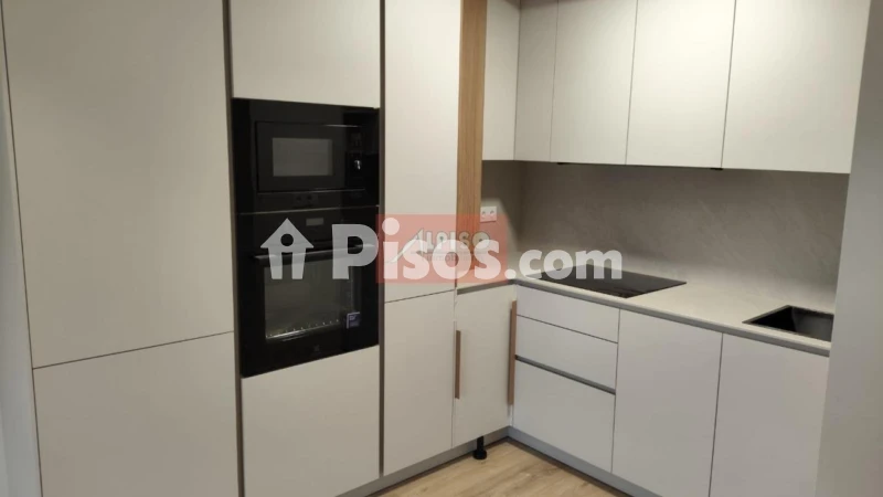 Fotografía del inmueble reportado: 900 €/mes — Ourense, Ourense