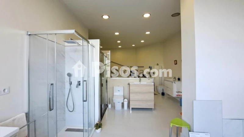 Local comercial en venta en Calle Castelao