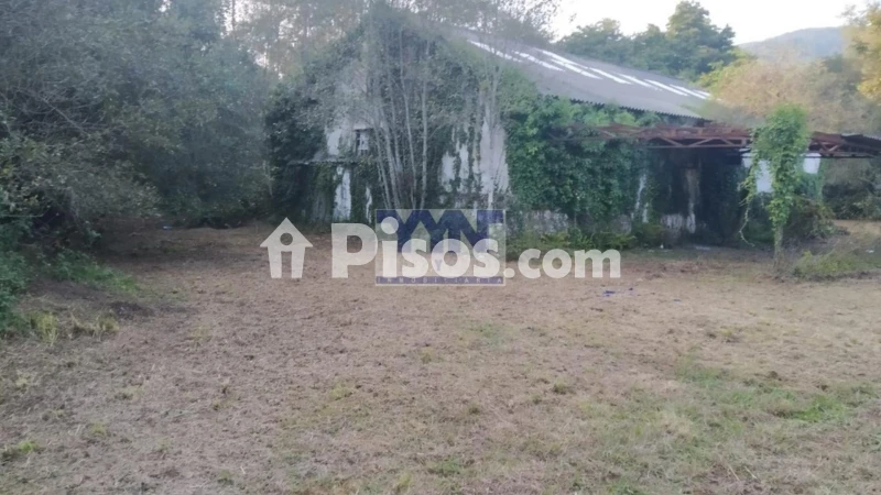 Nave industrial en venta en Neda