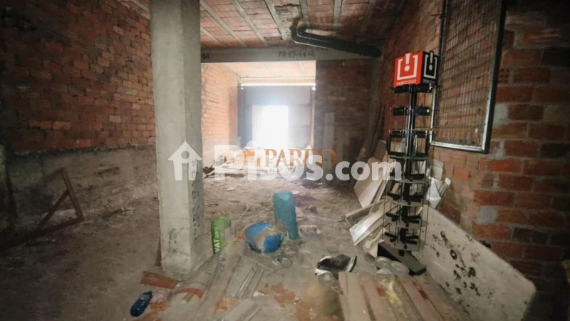 Local comercial en venta en Narón