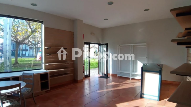 Local comercial en venta en Ferrol