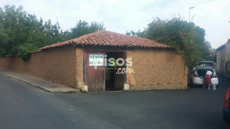 Terreno en venta en Calle Número Siete, Oteruelo-Armunia-Trobajo del Cerecedo (León Capital) de 139.000 €