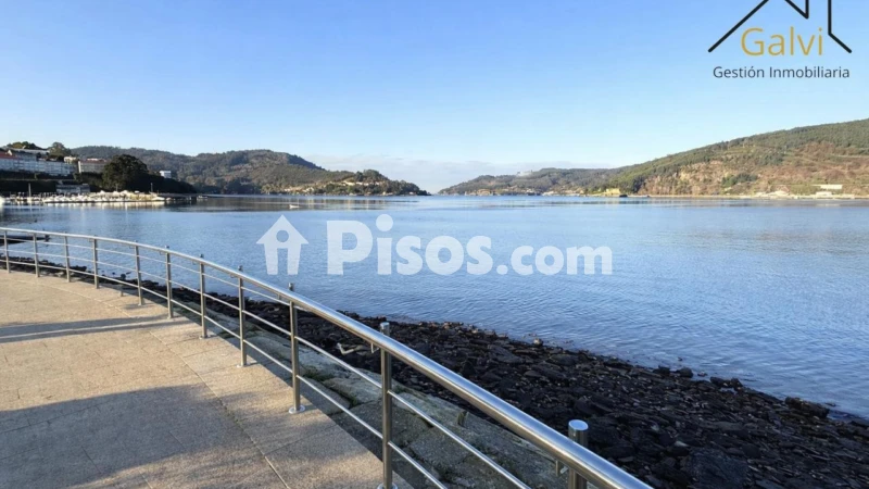 Piso – Mugardos, As Casas Baratas, O Cristo
