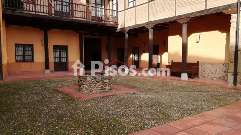 Fotografía del inmueble reportado: 800 €/mes — León, León