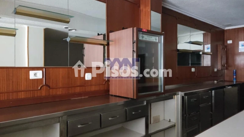 Local comercial en venta en Narón