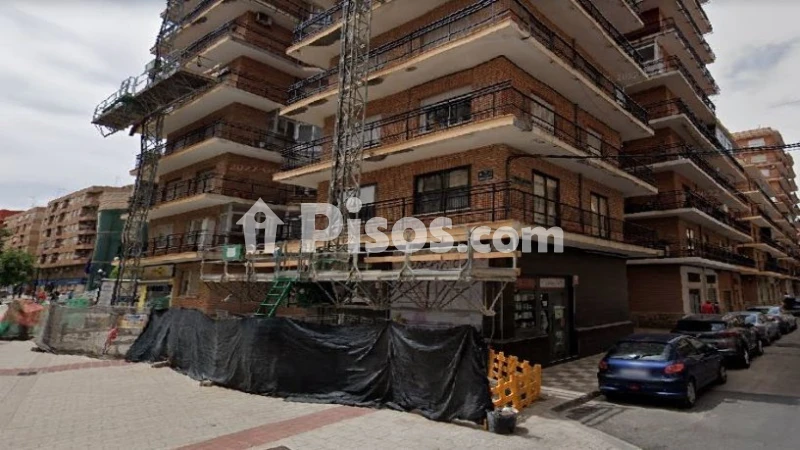 Local comercial en venta en Avenida Ntra. Sra. de La Esperanza, Luis Badia S-N, Número 0