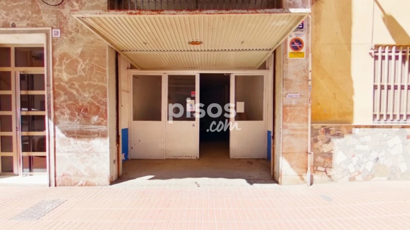 Local comercial en venta en Carrer Major, Centre-Port-Platja Llevant (Santa Pola) de 82.500 €