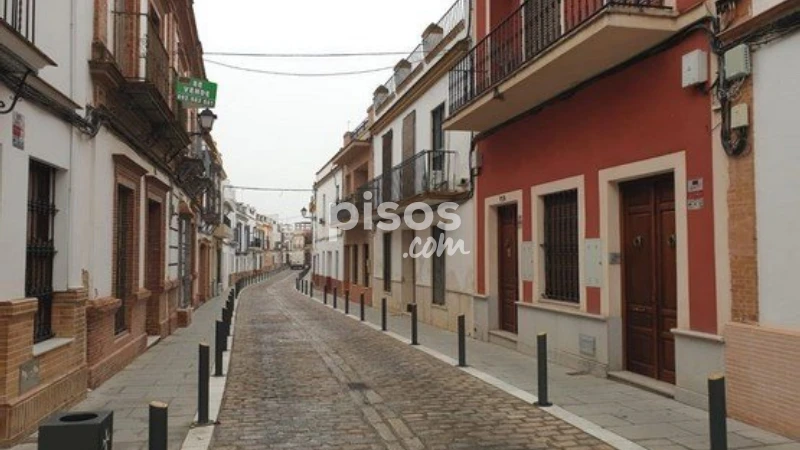 House for sale in Calle de Santa María, Lora del Río of 50.600 €